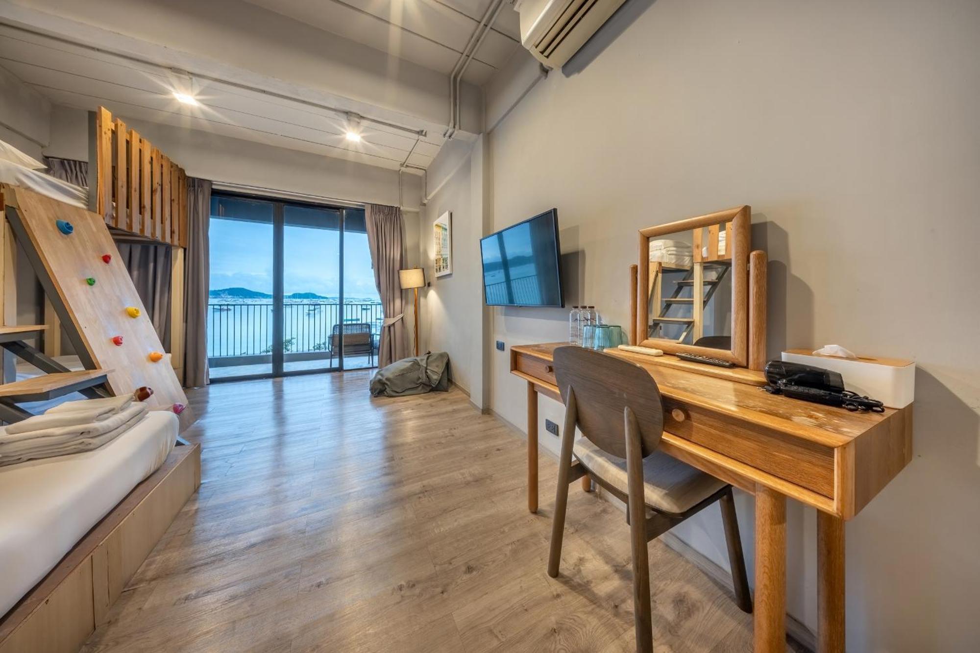 Arch39 Phuket Beach Front - SHA Plus Chalong Exterior foto