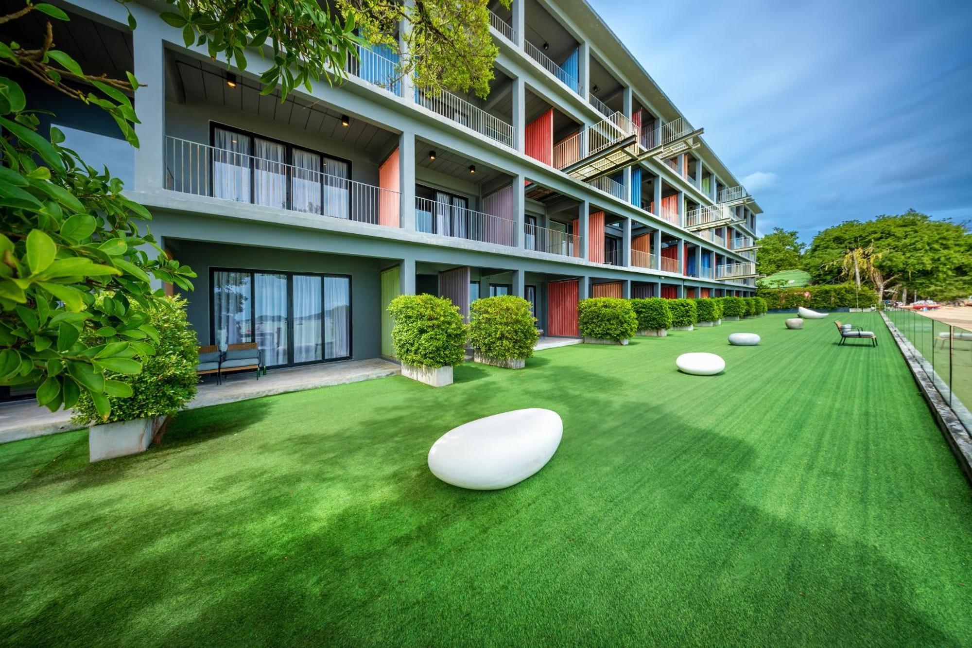 Arch39 Phuket Beach Front - SHA Plus Chalong Exterior foto