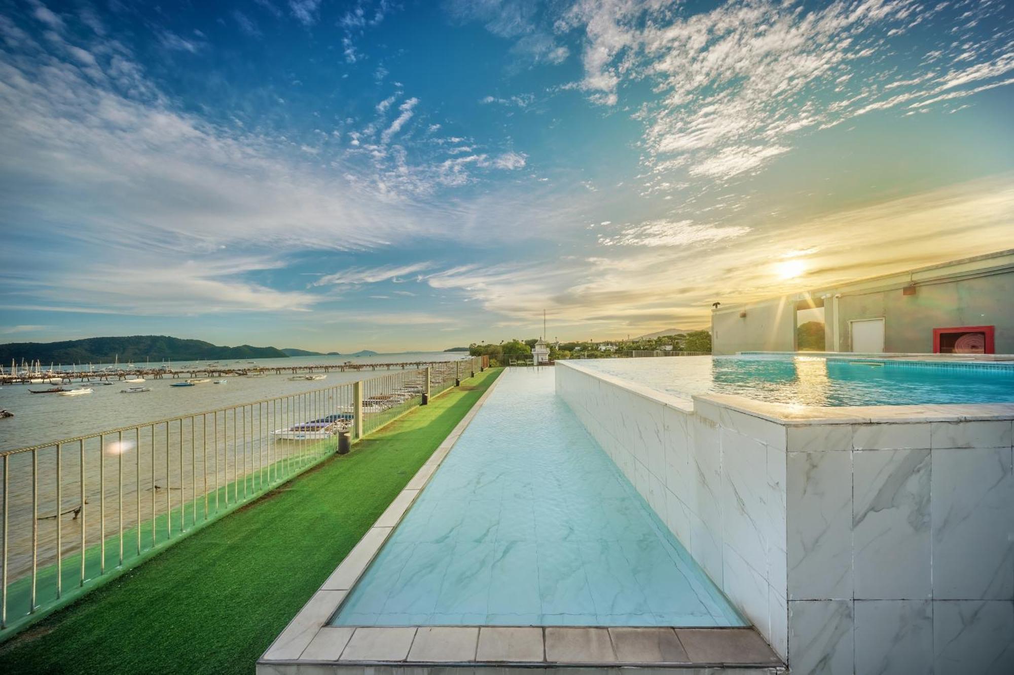 Arch39 Phuket Beach Front - SHA Plus Chalong Exterior foto