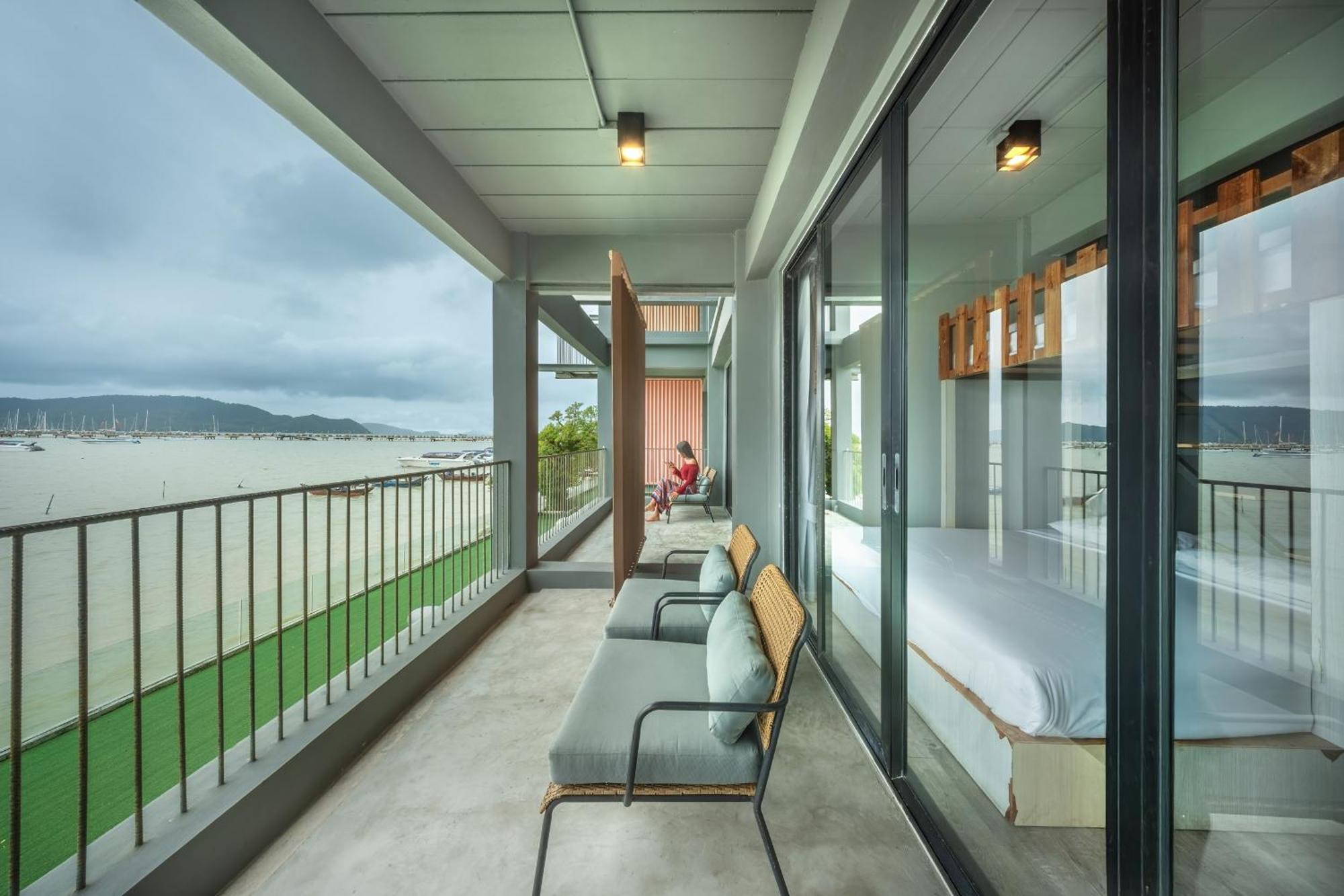 Arch39 Phuket Beach Front - SHA Plus Chalong Exterior foto