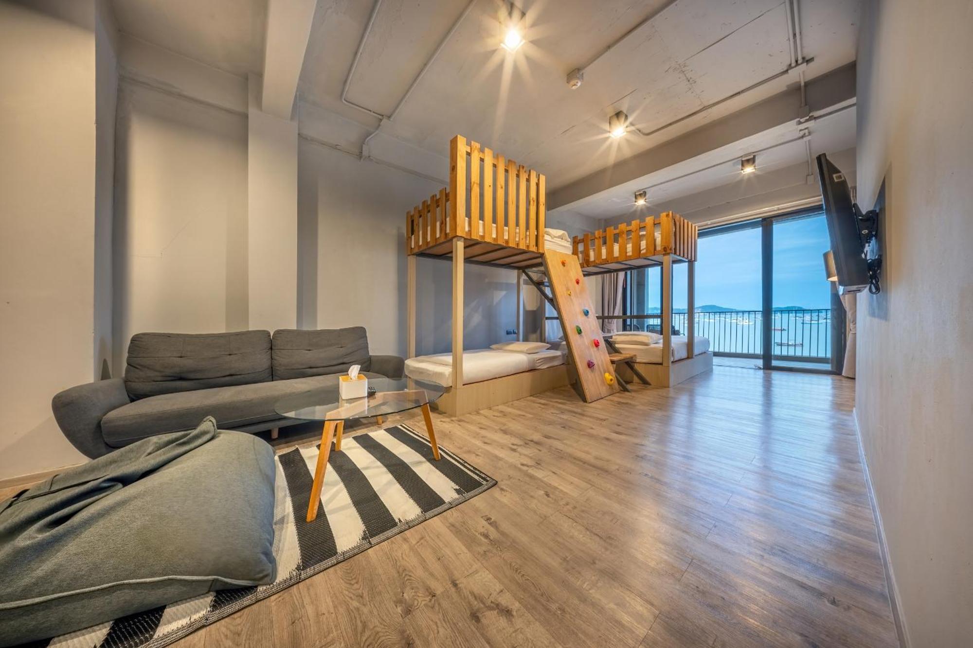 Arch39 Phuket Beach Front - SHA Plus Chalong Exterior foto
