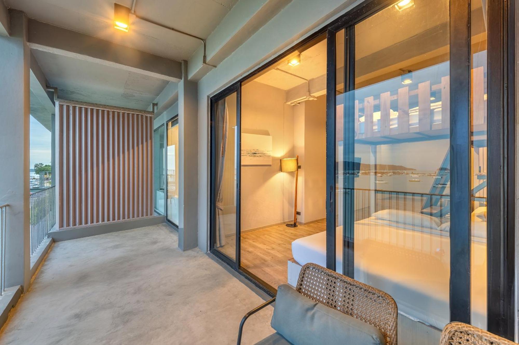 Arch39 Phuket Beach Front - SHA Plus Chalong Exterior foto
