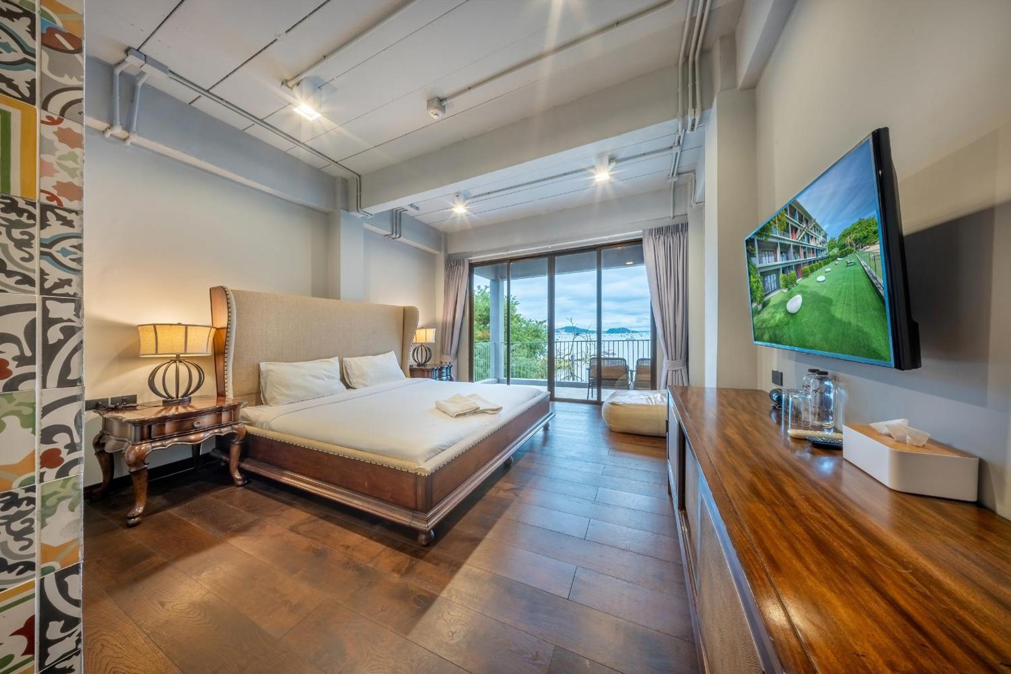 Arch39 Phuket Beach Front - SHA Plus Chalong Exterior foto